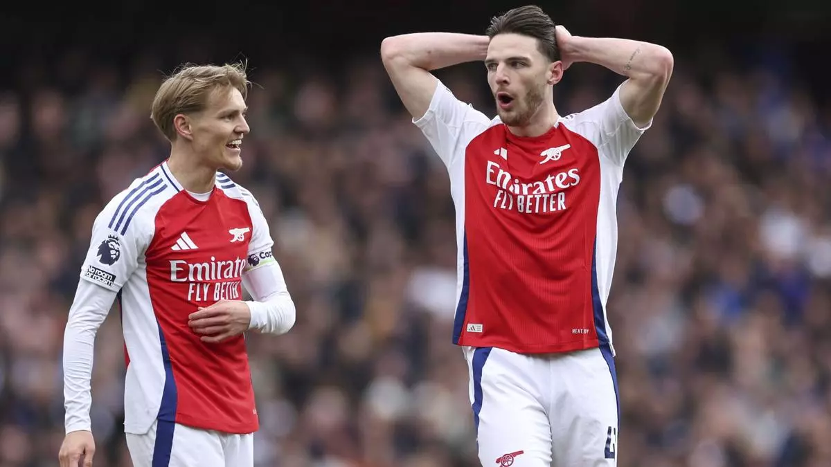 El Liverpool tambi谷n 'juega' el Arsenal-Crystal Palace