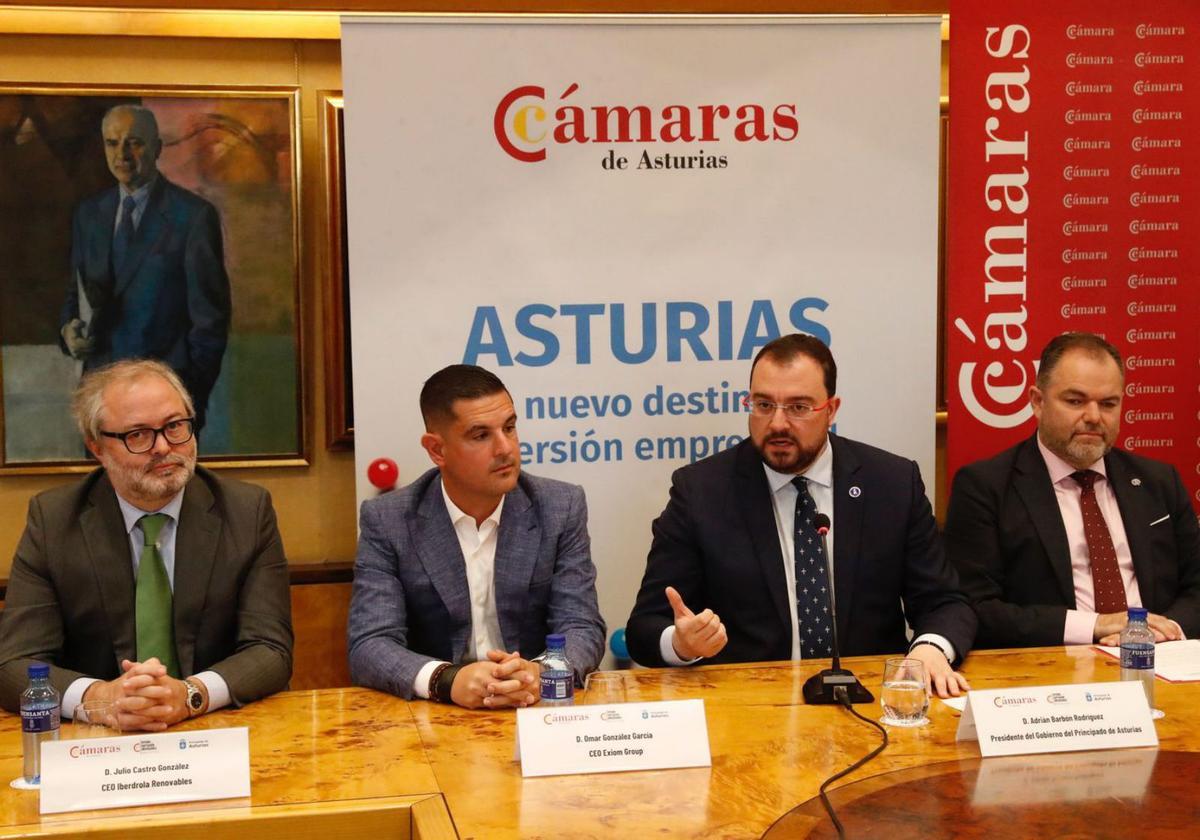 Por la izquierda, Julio Castro, Omar González, Adrián Barbón y Carlos Paniceres. | LNE