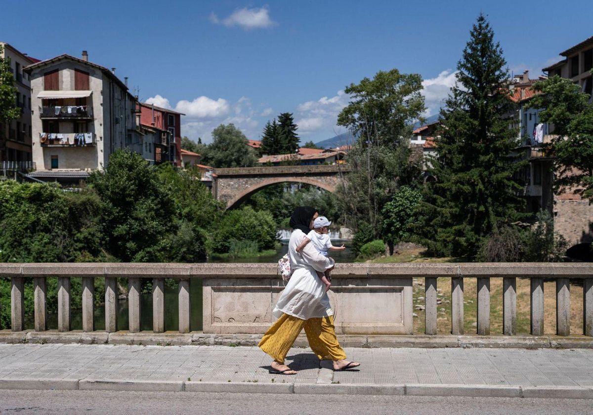 Catalunya es proposa integrar la immigració barri a barri Catalunya es proposa integrar la immigració barri a barri