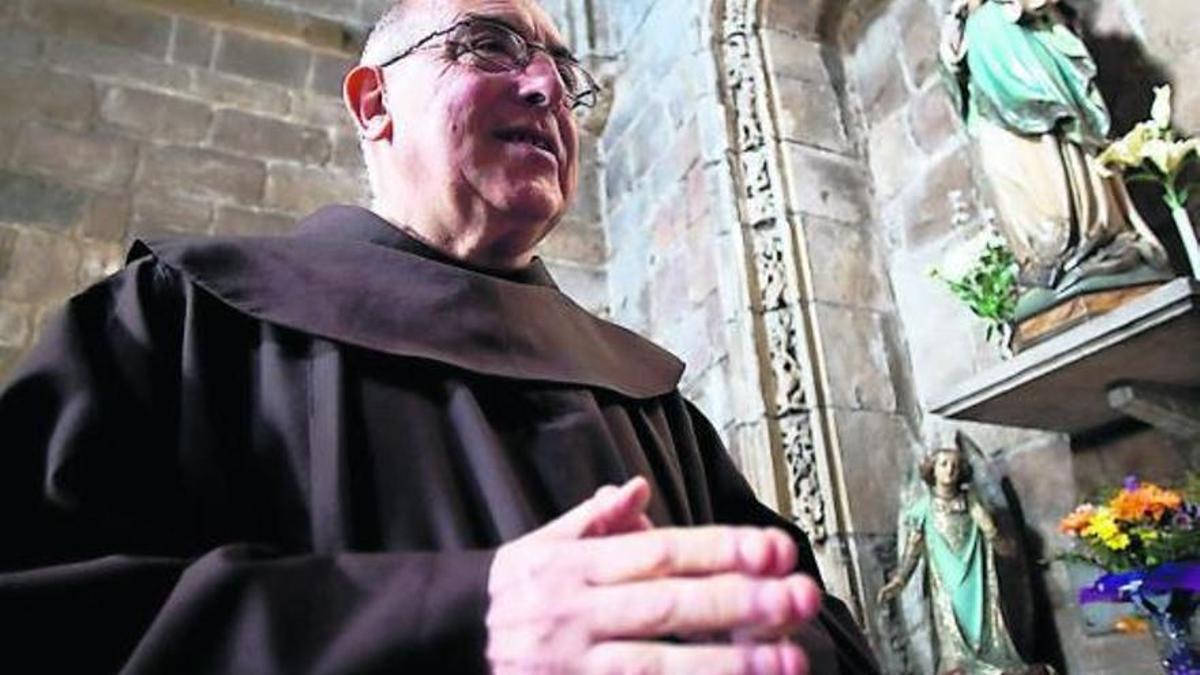 La Irmandade reconoce en esta edición la labor del superior del convento de Herbón, el padre Francisco Honrubia Bonnin