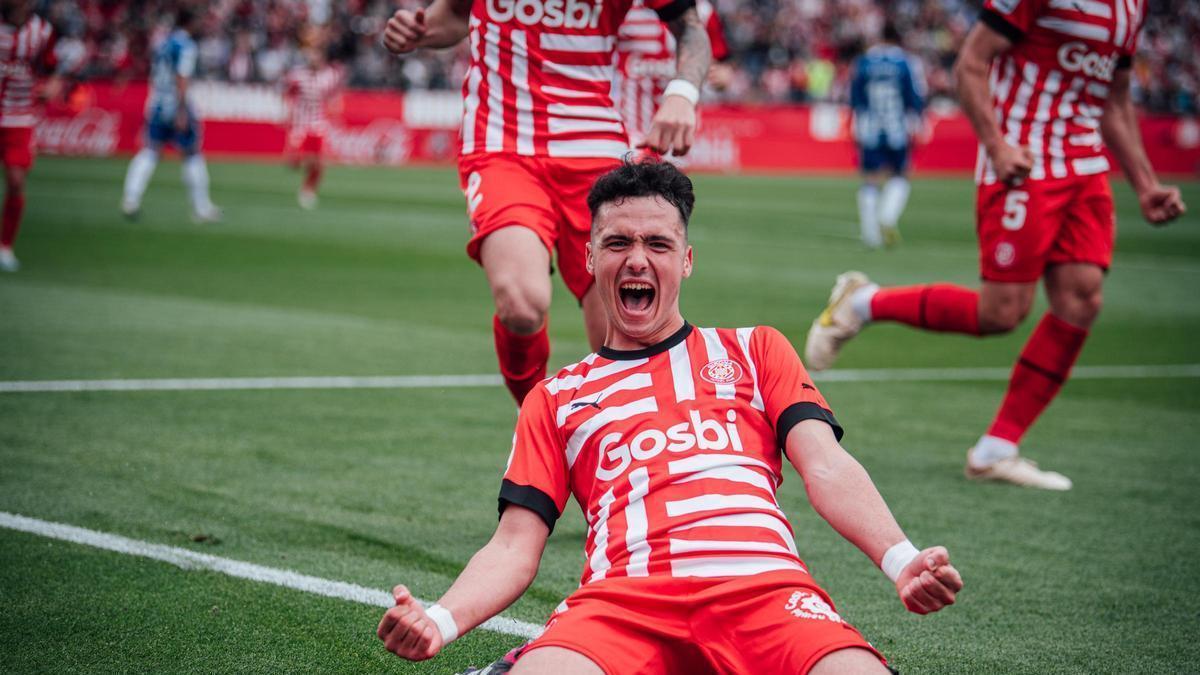 El agente de Arnau Martínez habla sobre su futuro, carga contra el Girona FC y el Valencia CF pendiente