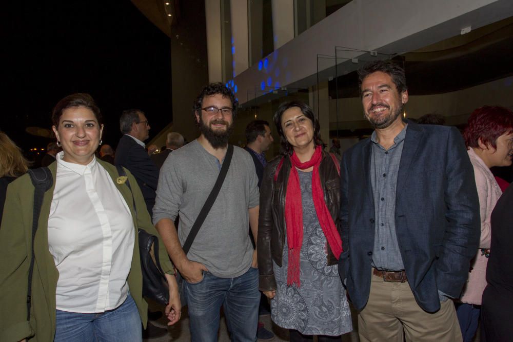 La diputada de Podemos Fabiola Meco, junto con el concejal de València en Comú, Roberto Jaramillo, la diputada provincial de EU Rosa Pérez y el concejal de València en Comú Jordi Peris.