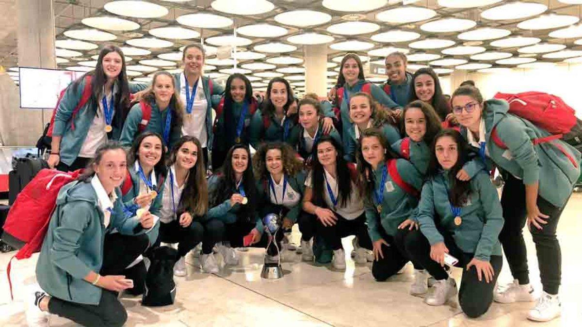 Las campeonas Sub 17 ya están en Madrid