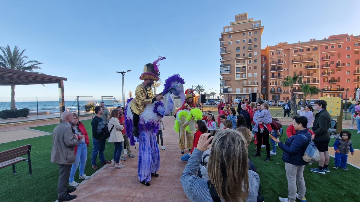 Inauguración del nuevo parque intergeneracional en Port Saplaya