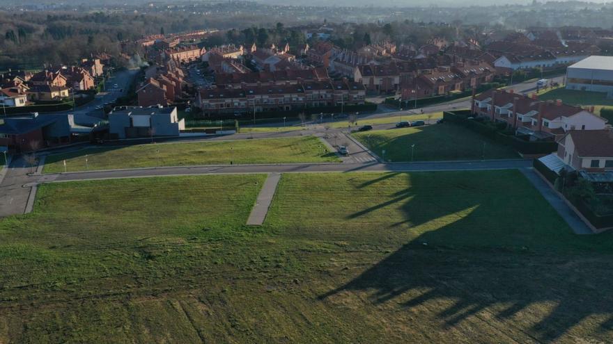 Siero aprovecha el tirón de La Fresneda para poner a la venta dos parcelas públicas edificables