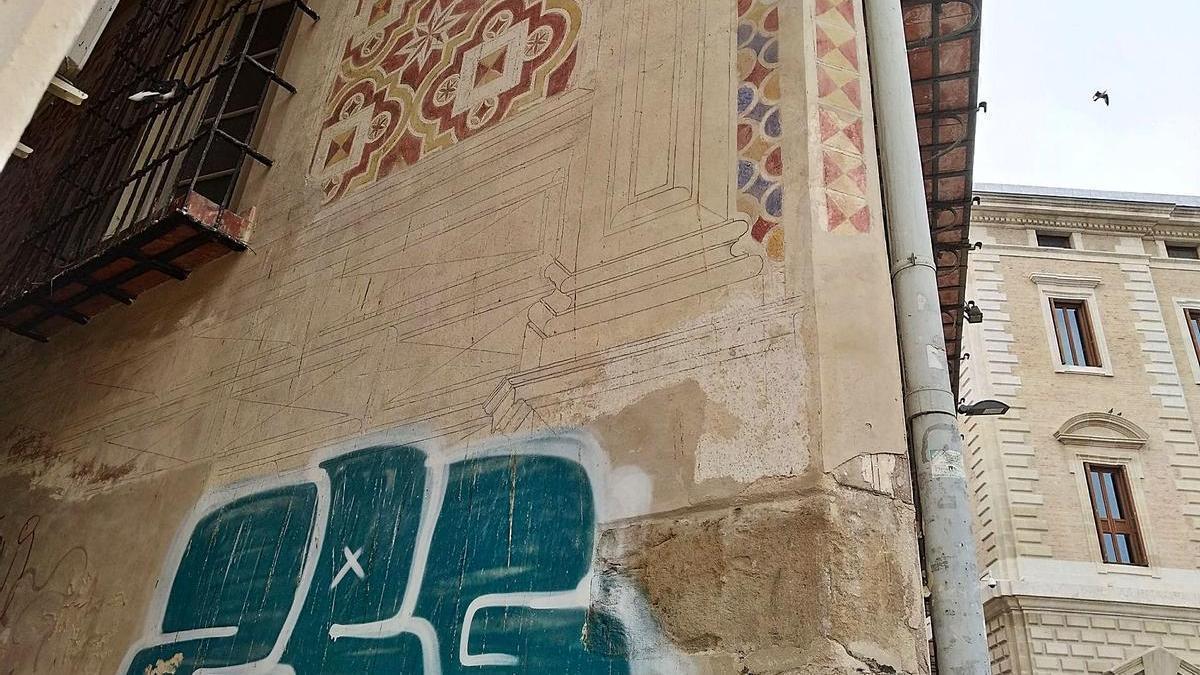 Pintadas en Don Juan de Málaga.