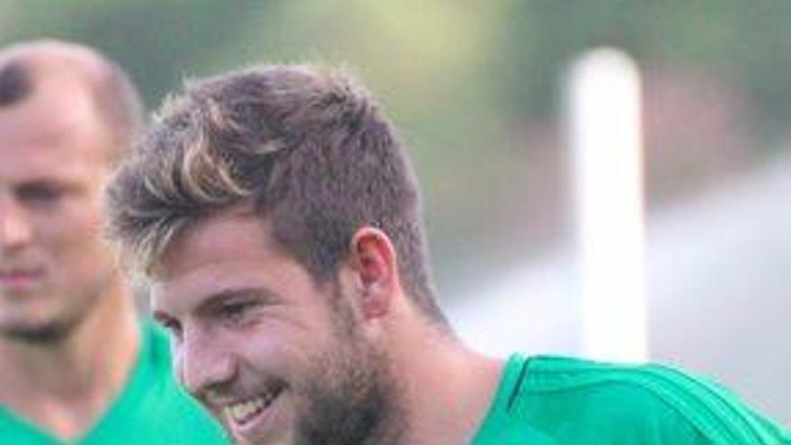 El sallentí Aitor Ruibal ha debutat amb el Betis