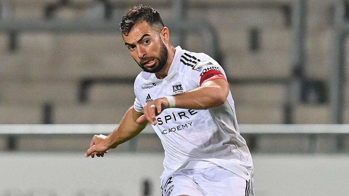 Amat en un partido con el KAS Eupen