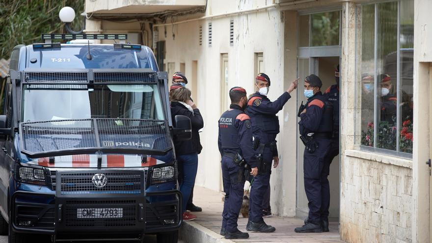 Los ocho detenidos por la trama de carnés de conducir falsos, a prisión