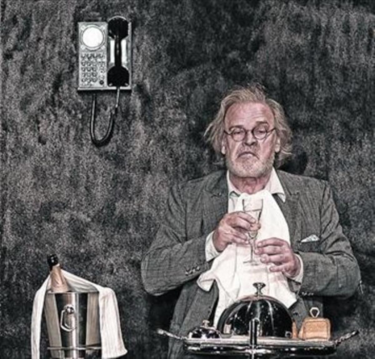 Lluís Homar, a ’Terra de ningú’, obra per la qual ha merescut un premi Ceres. Lluís Homar, a ’Terra de ningú’, obra per la qual ha merescut un premi Ceres.