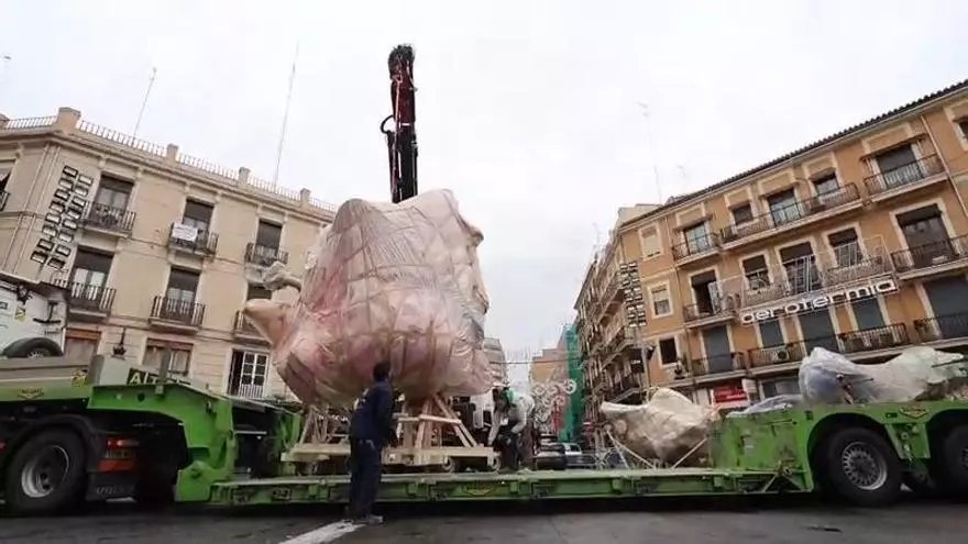 Convento Jerusalén, falla ganadora de la Sección Especial de València en 2025, descarga las primeras piezas en su demarcación