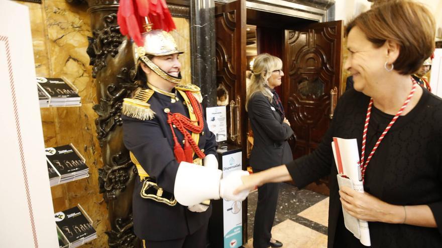 La Policía Nacional, medalla de Oro de Gijón: estas son todas las distinciones