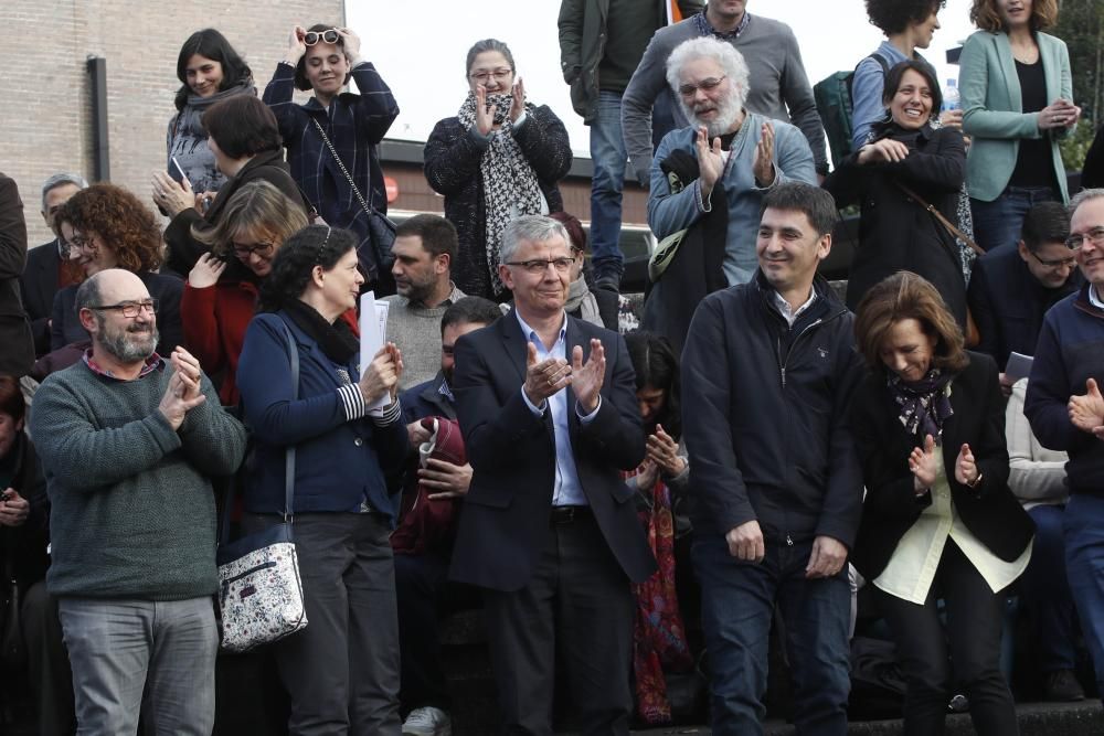 Emilio Fernández presenta su candidatura