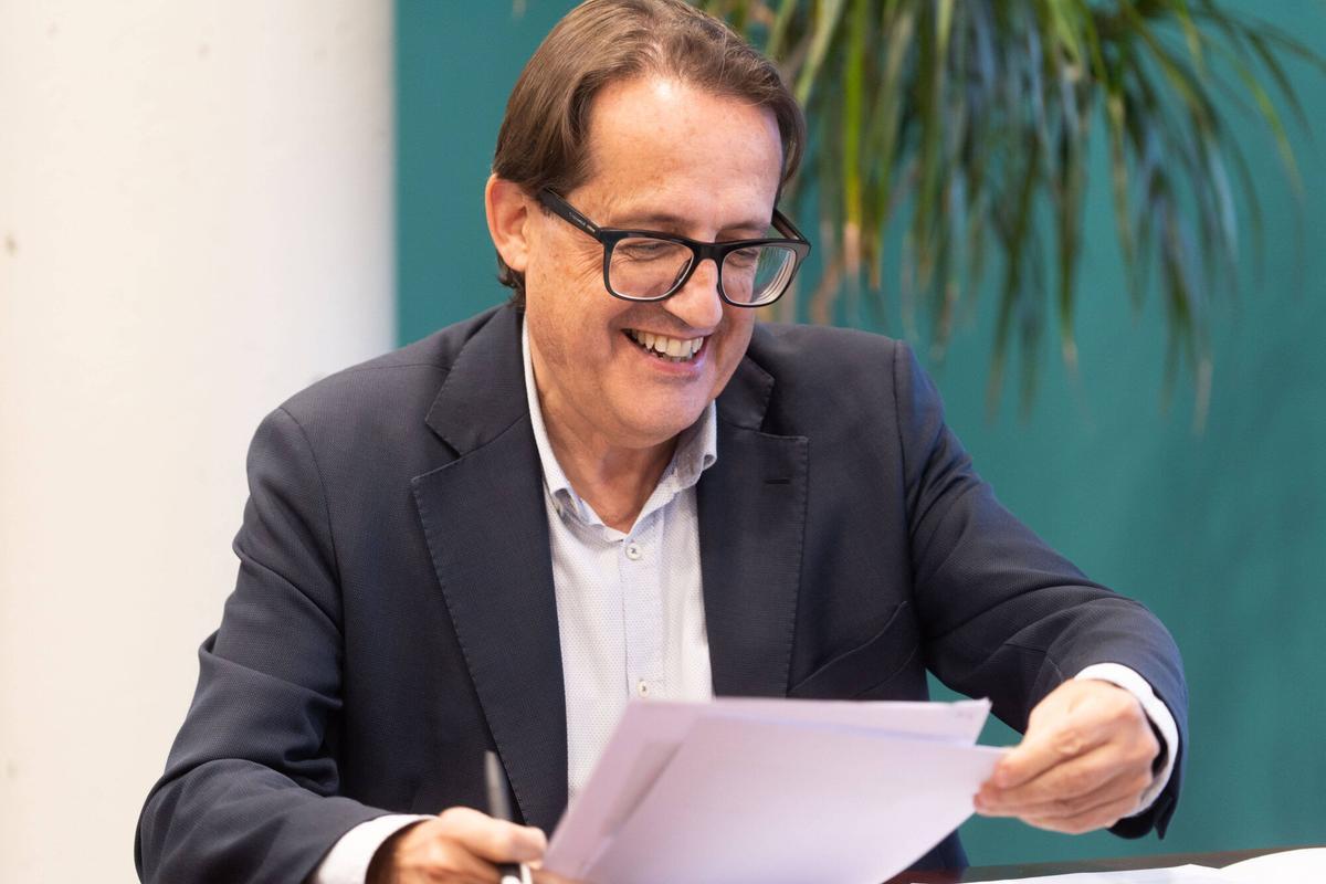 MANRESA . ENTREVISTA A TONI LLOBET " DIRECTOR GENERAL DE LA FUNDACIO UNIVERSITARIA DEL BAGES " FUB "