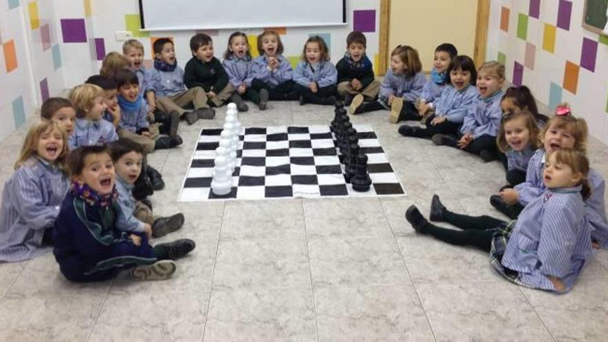 «La Encarnación» introduce el ajedrez en aulas de Infantil