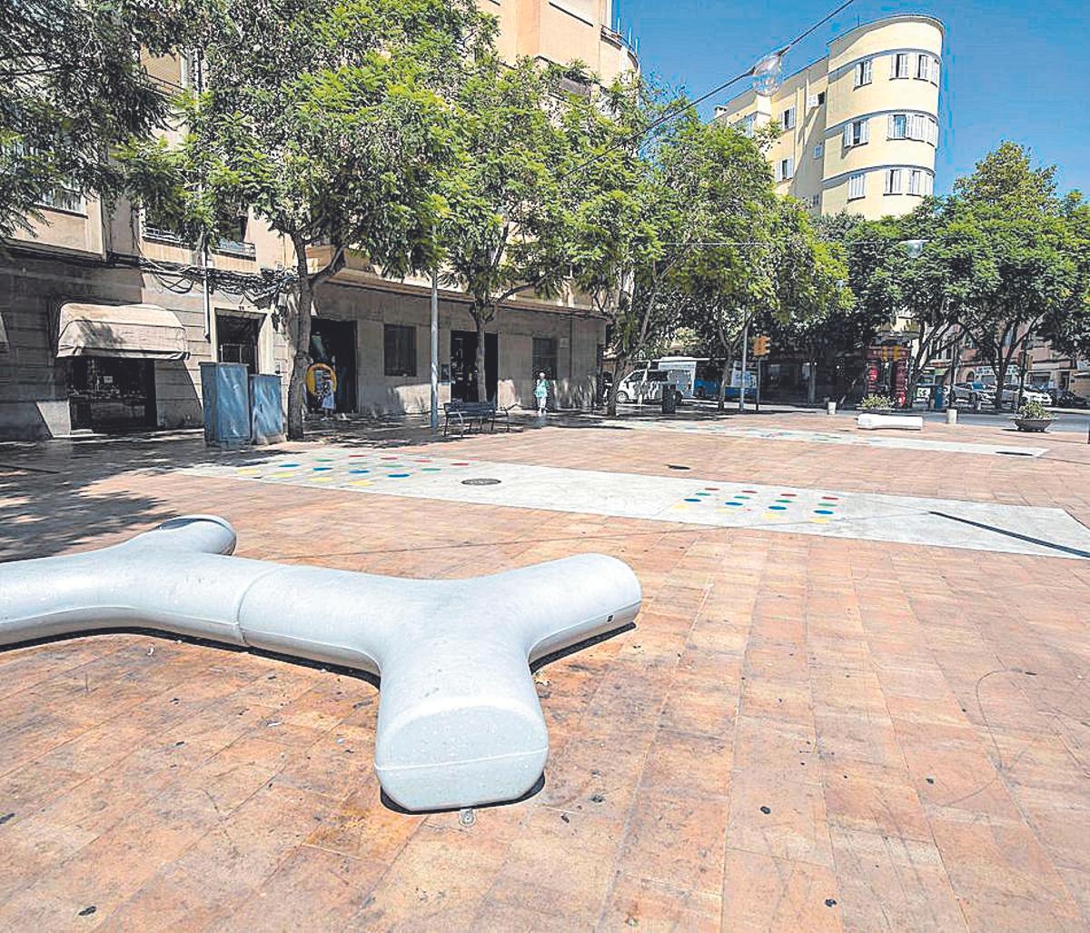 La plaza de las Columnas, totalmente vacía.