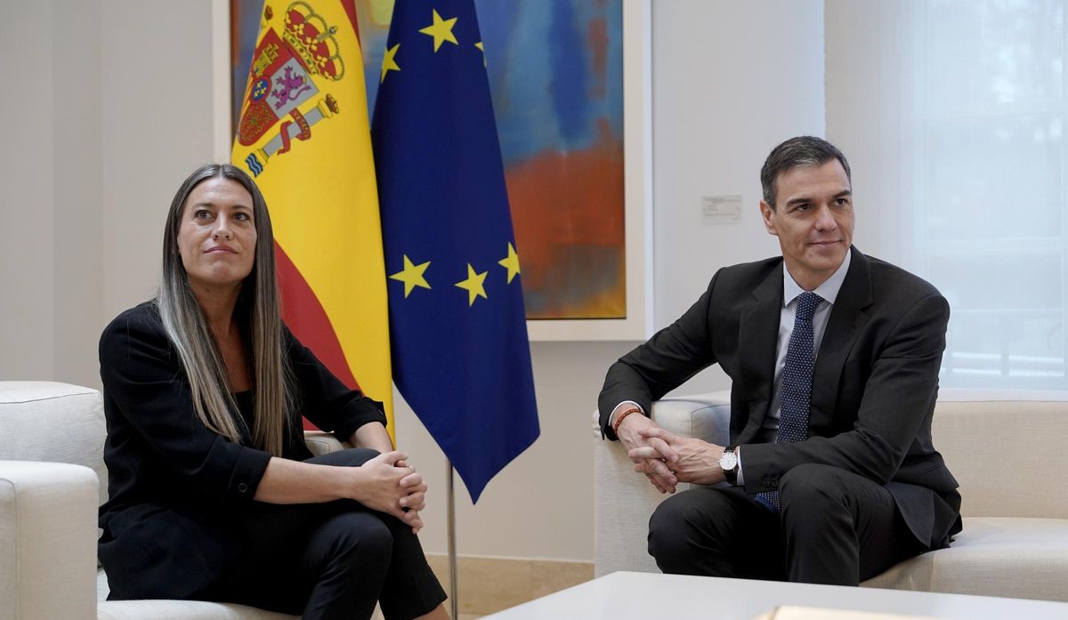 El PSOE manté en un calaix la llei per delegar immigració a Catalunya sis mesos després d’haver-la pactat amb Junts El PSOE manté en un calaix la llei per delegar immigració a Catalunya sis mesos després d’haver-la pactat amb Junts