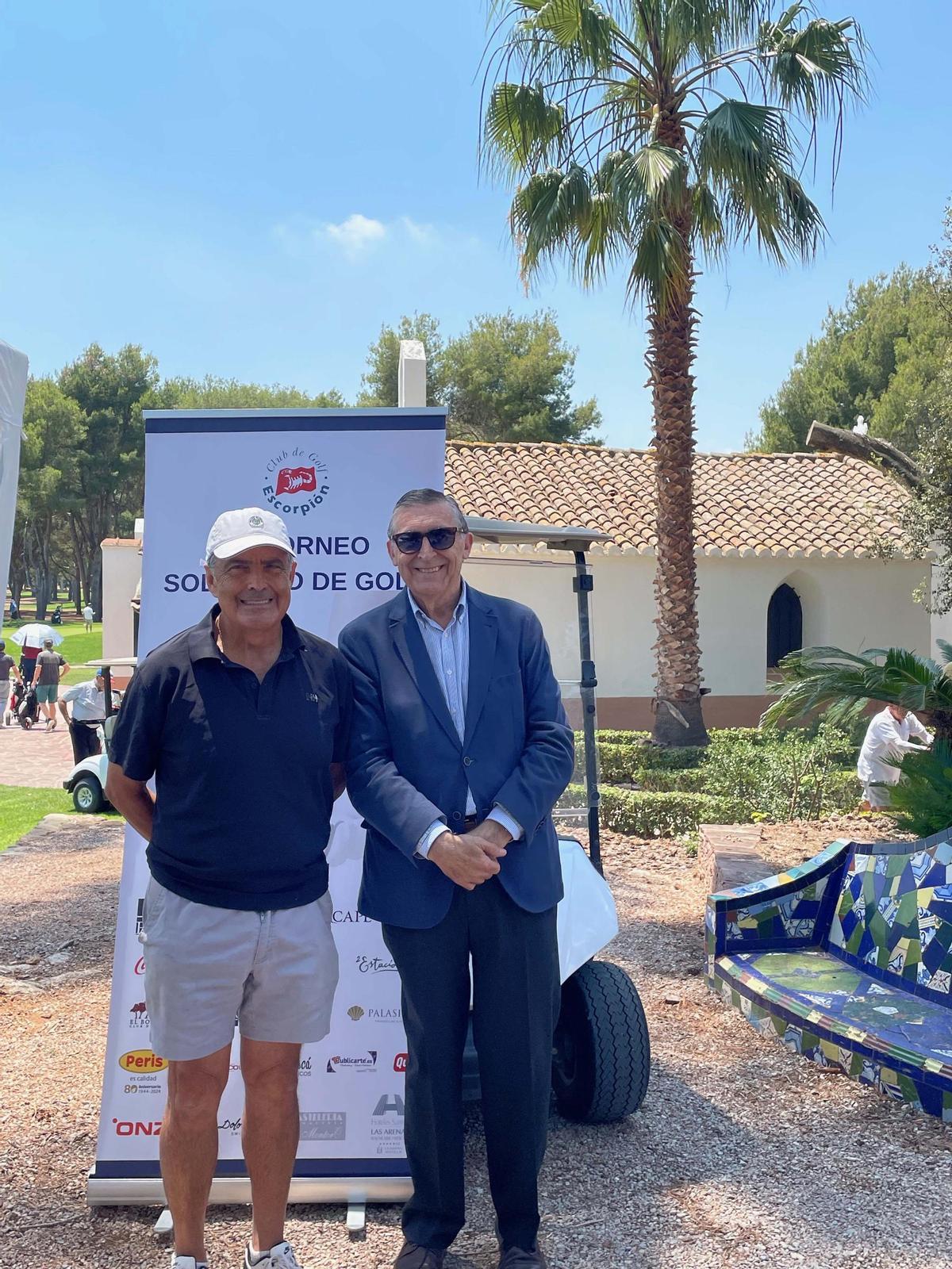 Fernando Corbí, uno de los fundadores de DASYC, y Víctor Martínez, Presidente de la Fundación