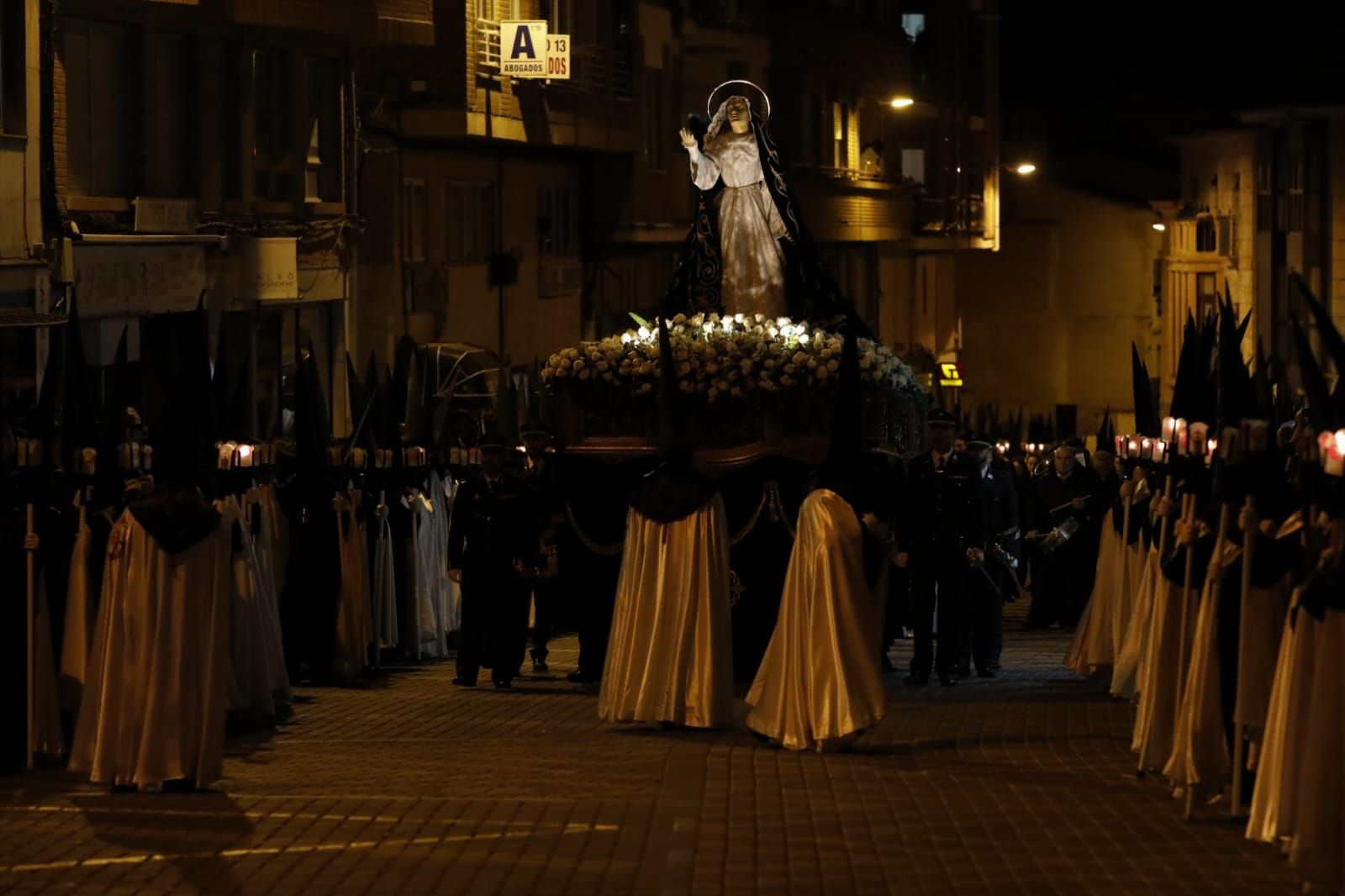 GALERÍA | Las mejores imágenes de la procesión de la Tercera Caída