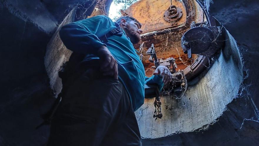 VÍDEO | Descobreixen oculta al Pertús una torreta de tanc dels nazis de la Segona Guerra Mundial