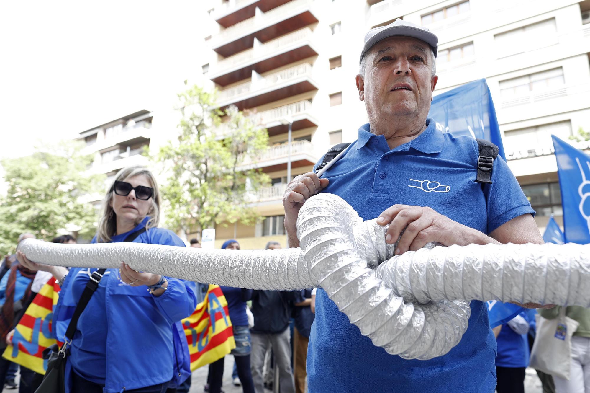 Les millors imatges de la palanganada del Pont de Pedra