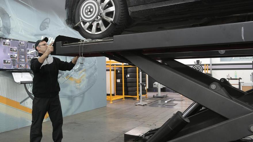 El detalle en los cristales del coche que te puede hacer fallar en la ITV