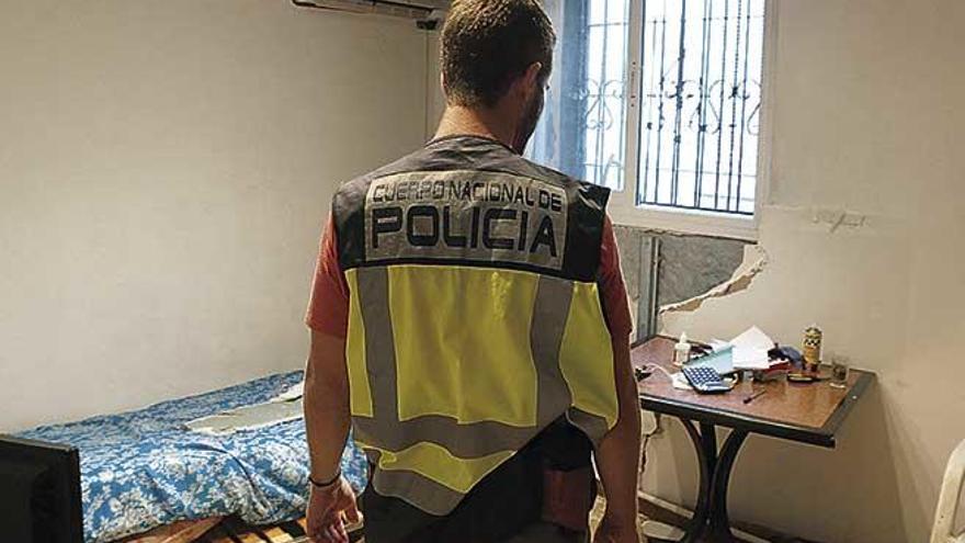 La investigacion fue realizada por agentes de la Policía Nacional.