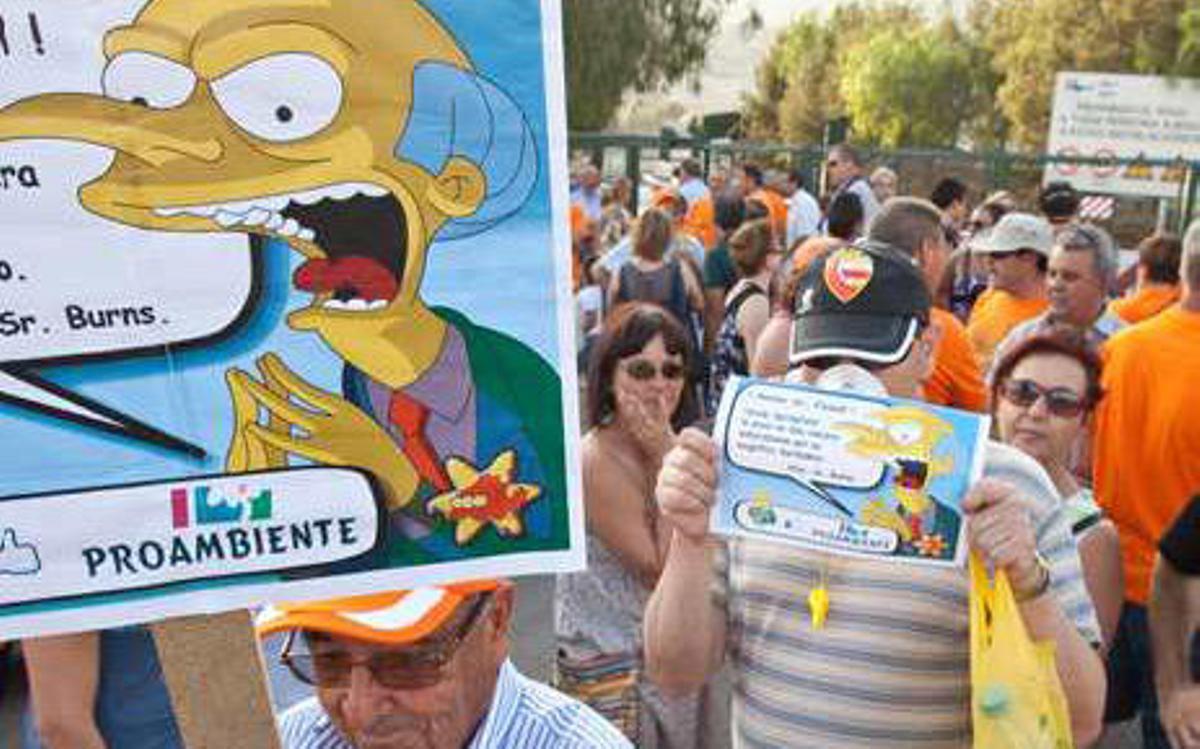 Una imagen de archivo de una protesta contra el vertedero.