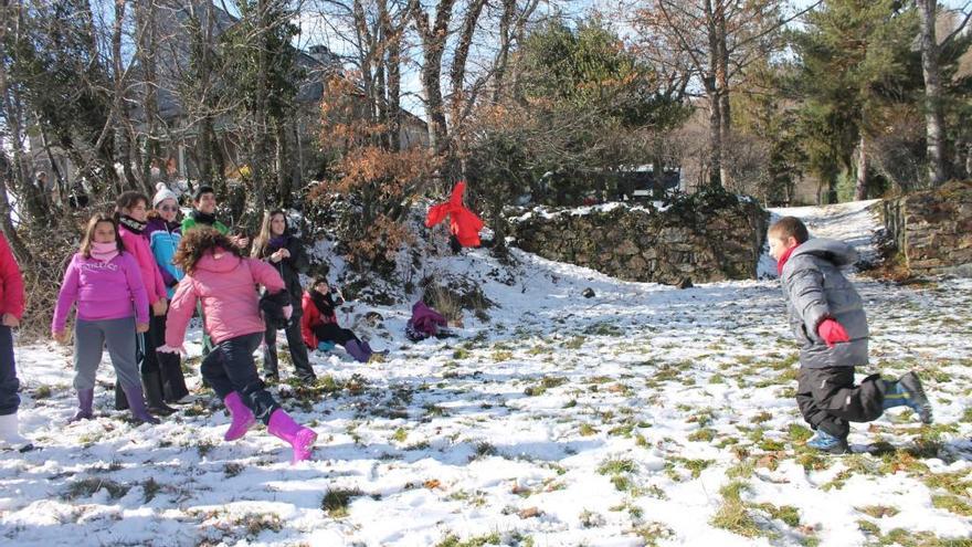 Campamento &quot;Como Enanos Invierno&quot; del 2014, en Sanabria.