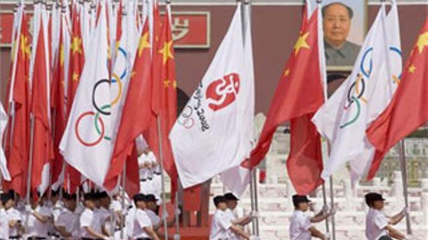 La llama olímpica llega a Pekín entre fuertes medidas de seguridad