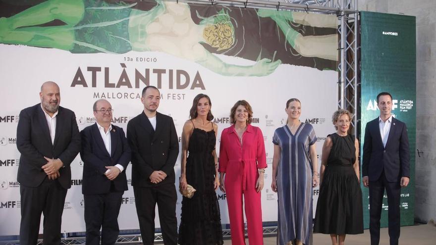 Irène Jacob recibe el premio Master of Cinema de manos de la reina Letizia