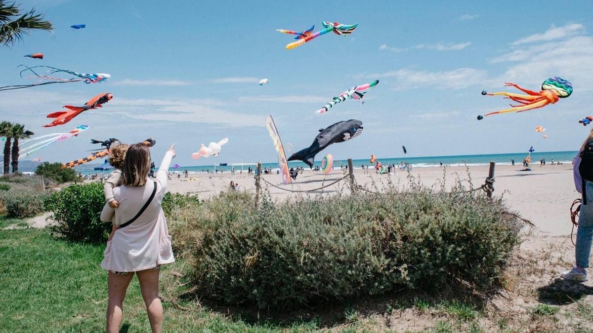 El certamen tendrá como escenario todas las playas de Castelló, donde surcarán el cielo cometas pilotadas por más de 80 expertos procedentes de nueve países.