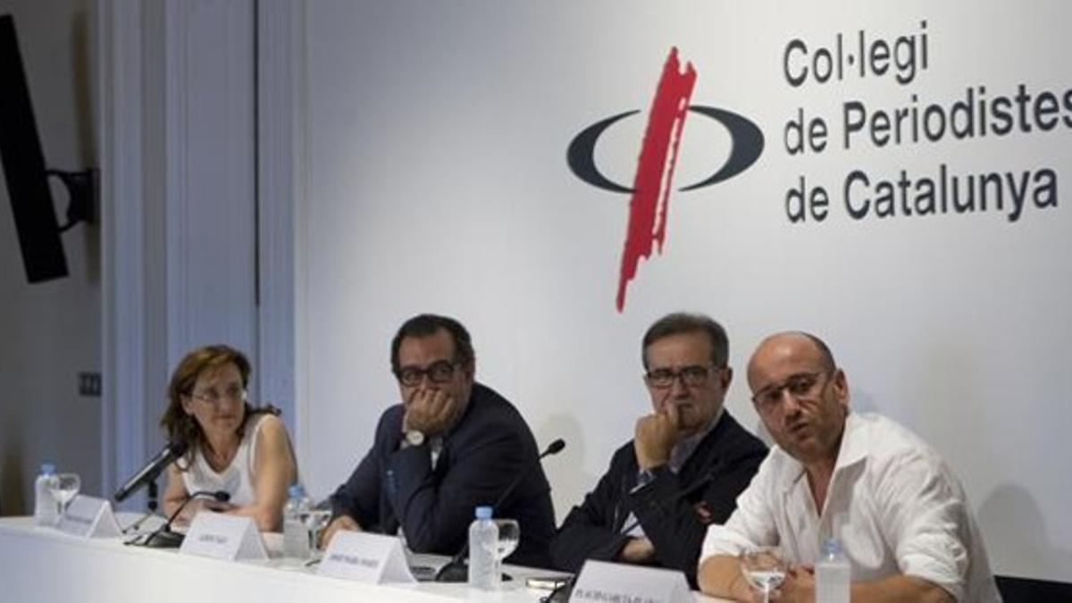 De izquierda a derecha: Maria Alba Gilabert, Albert Sàez, Josep Maria Martí y Plàcid Garcia-Planas, este miércoles en Barcelona.