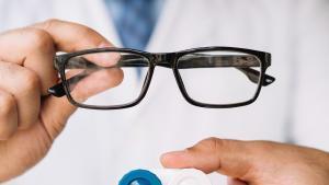 Imagen de archivo de unas gafas.