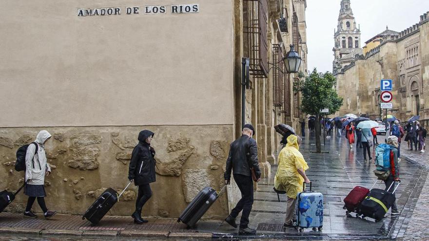 El puente llena las casas rurales de Córdoba pero la lluvia reduce la ocupación en la capital