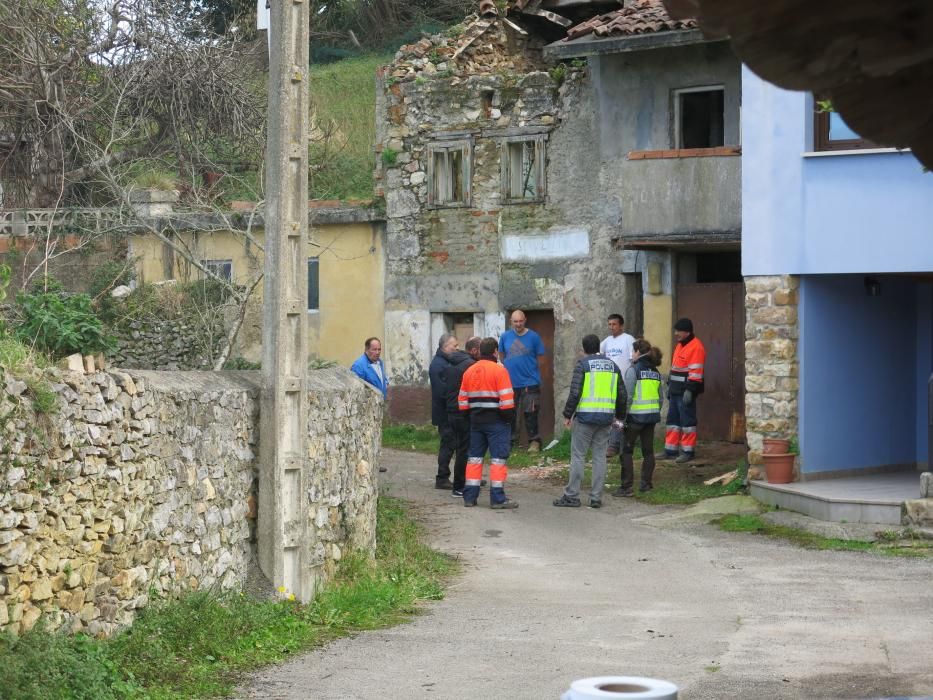 La Policía Nacional busca en Berbes los cadáveres de dos asturianas desparecidas hace tres décadas.