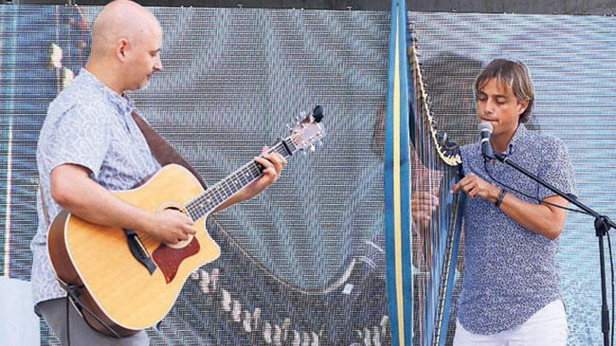 Roi Casal versiona &quot;Ondas do Mar de Vigo&quot;