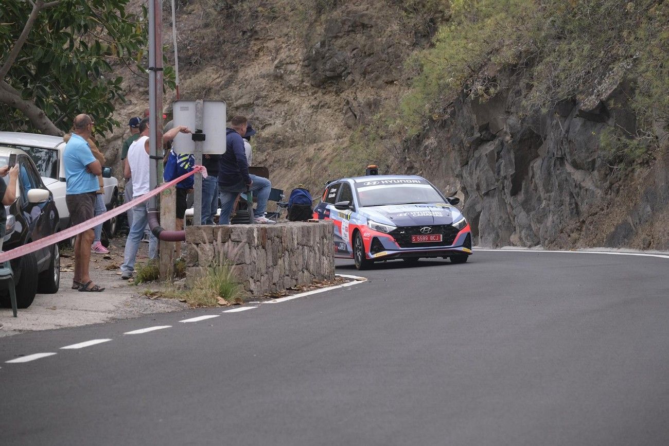 Entrenamientos libres del Rally Islas Canarias 2024 en Santa María de Guía
