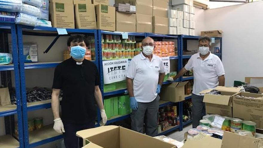 Itete dona productos de limpieza y alimentos a familias de murcia