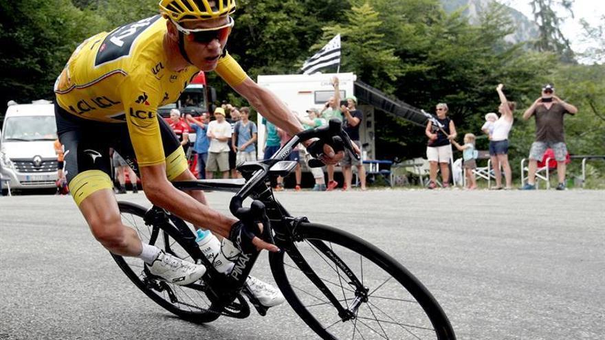 Chris Froome pide apoyo a los aficionados y que sean &quot;positivos&quot;