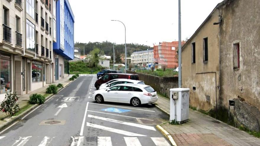 Calle Manuel Ferrol en Carral, donde sucedieron los hechos. | LOC