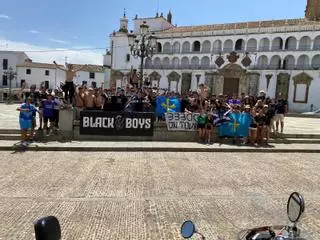 El Lealtad cae de penalti tras resistir casi toda la ida en Llerena y tendrá que remontar en casa para lograr el ascenso