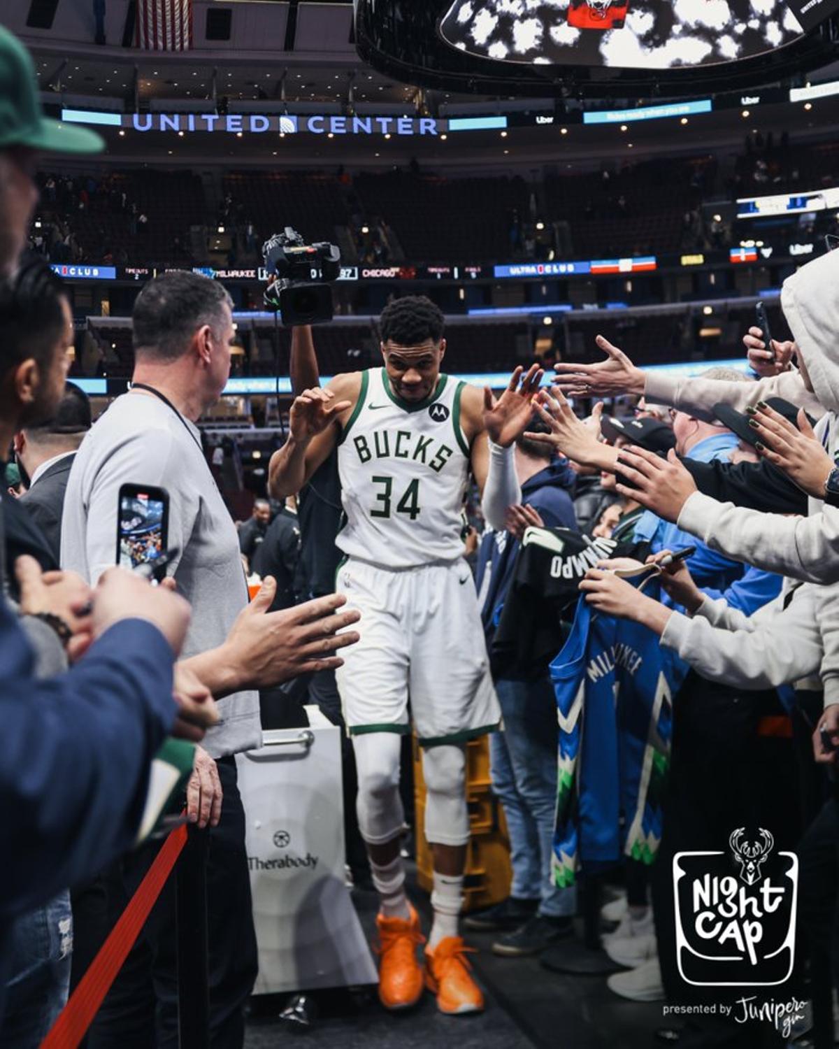 Giannis Antetokounmpo, imparable