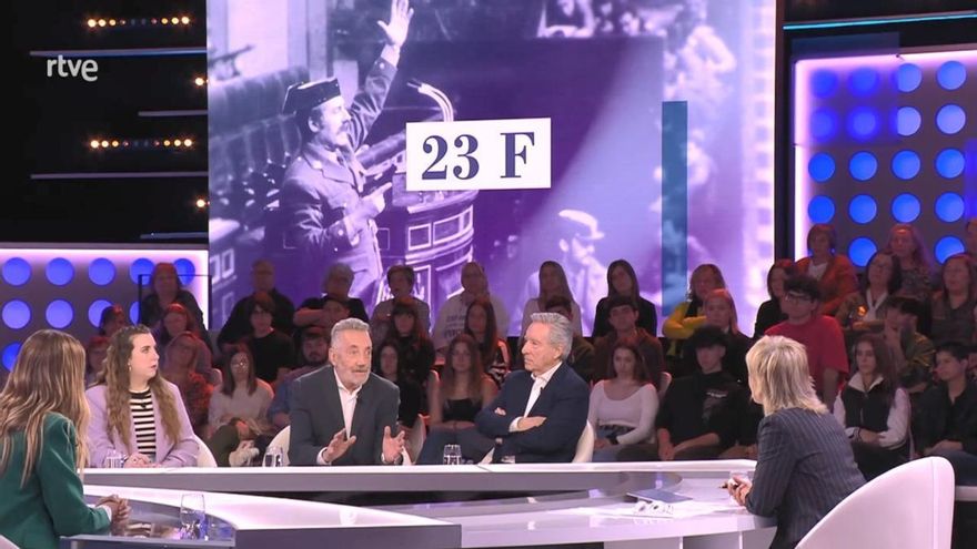 La crítica de Monegal: Por qué TVE no emitió el golpe del 23-F hasta el 24-F