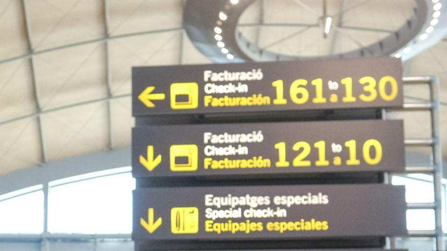 El aeropuerto de Alicante - Elche se reforzará con casi cincuenta agentes durante los tres meses de verano