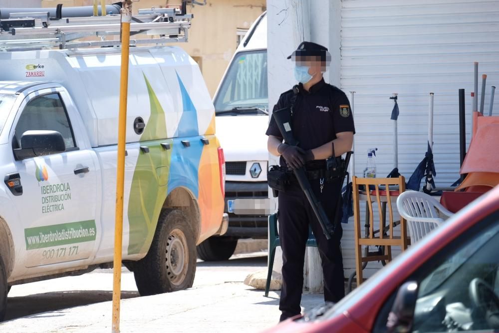 Redada antidroga de la Policía Nacional en el barrio de La Tafalera en Elda.