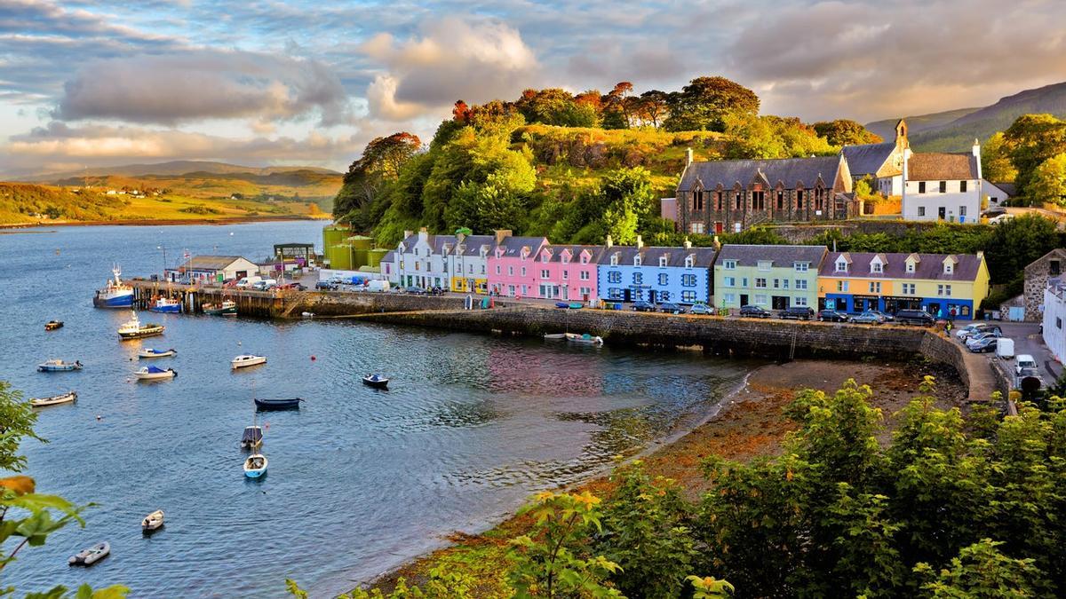 Portree, Isla de Skye, Highlands, Escocia, Destinos 2023