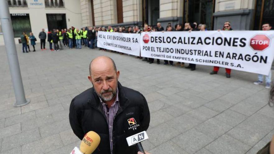 Más del 95% de los trabajadores de la unidad productiva de Schindler secundan los paros parciales