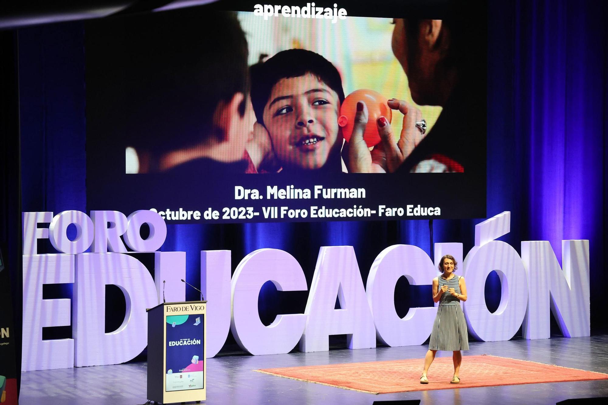 La investigadora y autora de “Enseñar distinto”, Melina Furman, durante su intervención en el VII Foro de Educación