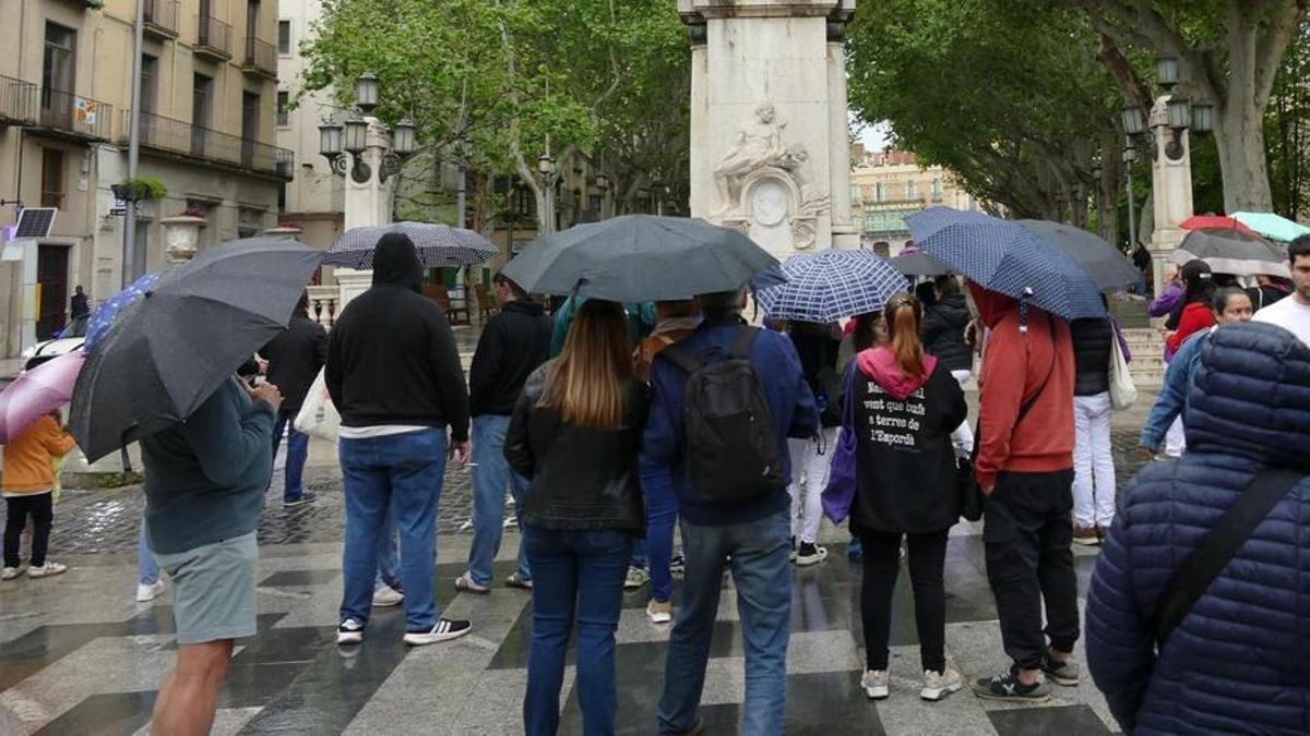 Imatge d'arxiu d'un dia de pluja a Figueres.